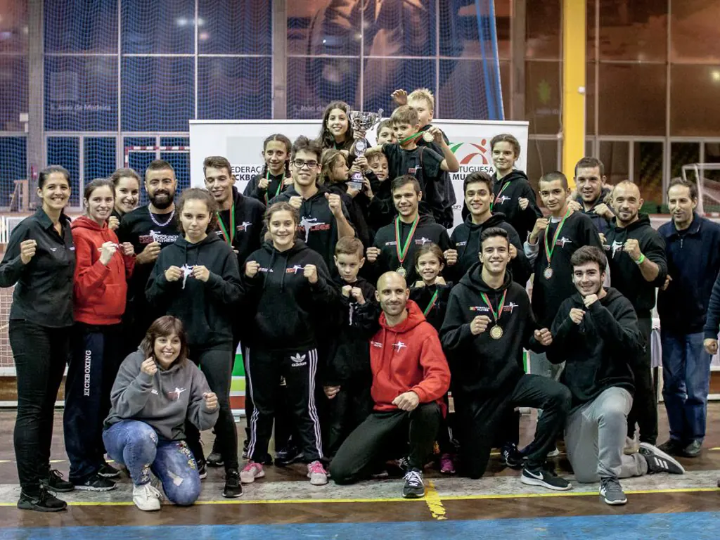 Iron Legs Academy é Campeã Nacional de Muaythai